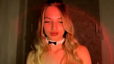 AlishaEpling from France