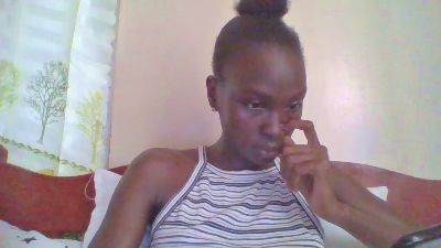 Cumslowy from Kenya