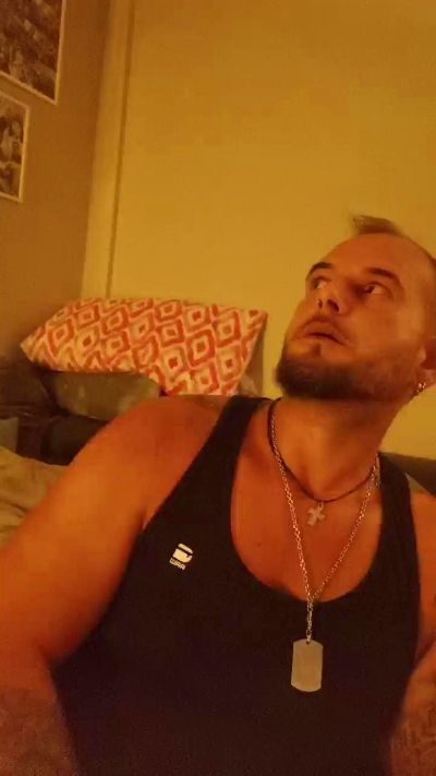Dani4490 from Germany