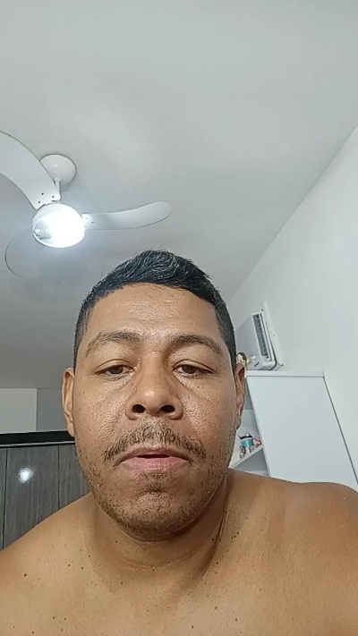 Gton09 from Brazil