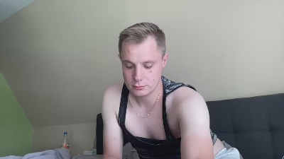 Kinkyroboy from Germany