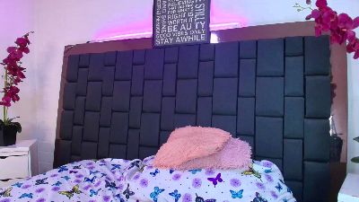 Lexi_Howard from United States