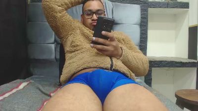LiamBlass93 from Colombia