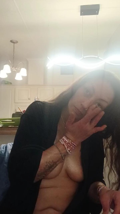 Tiffany_sins from United States