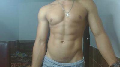 TylerGolt823 from Colombia