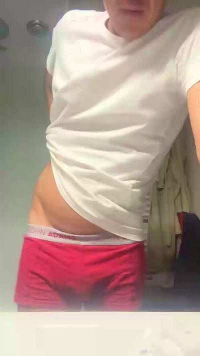 Yeven93 from Italy