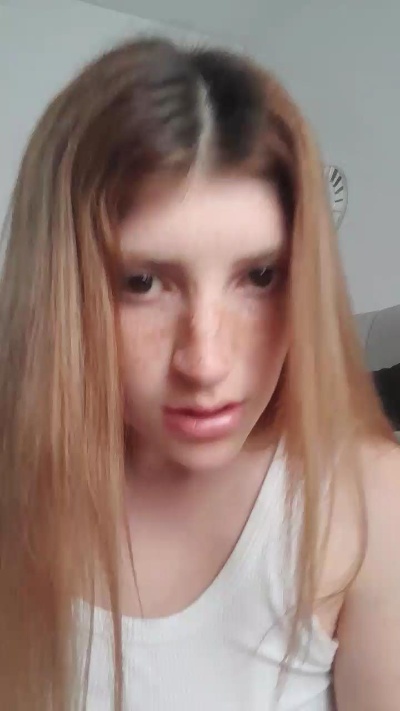 camila4993 from Argentina