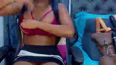 sara_greyx from United States